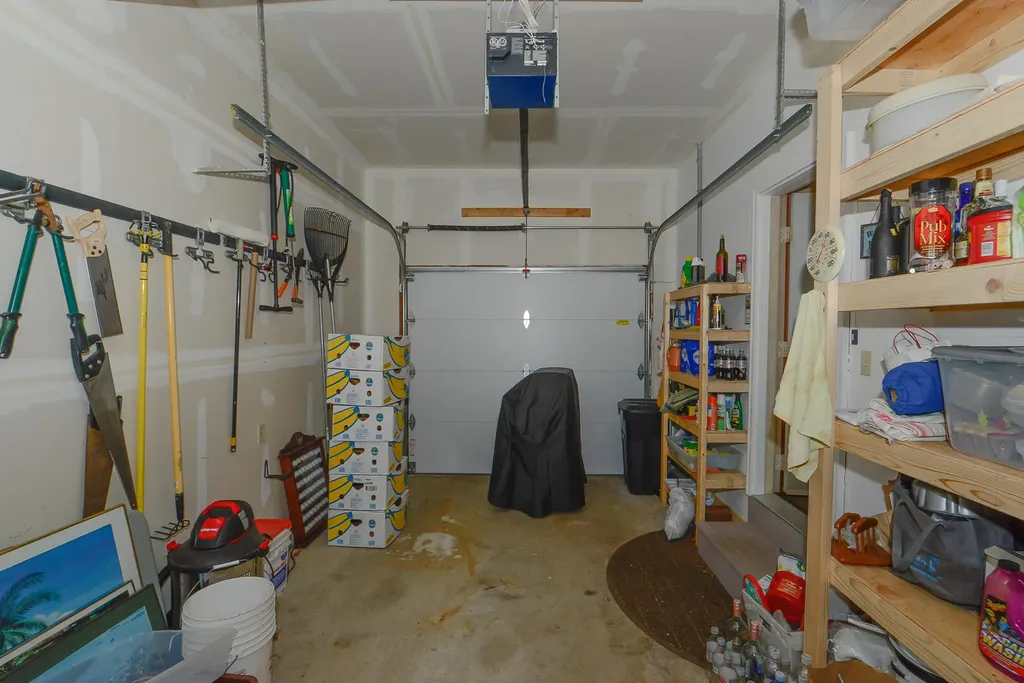 7 Guinevere Court Naples ME 04055