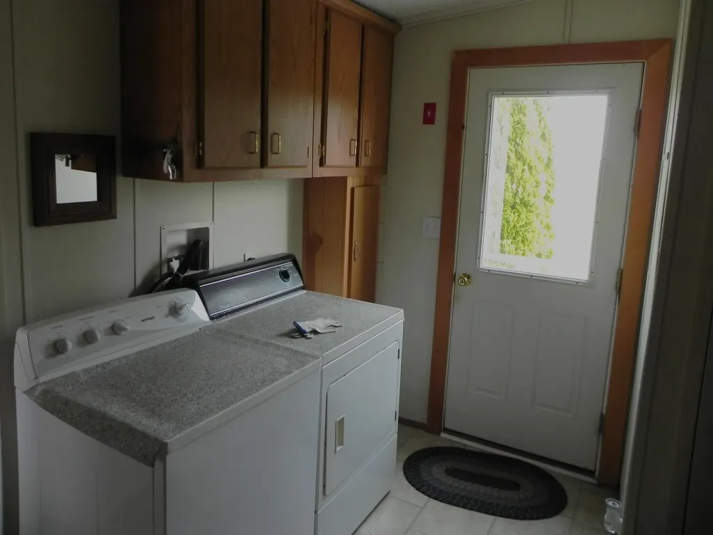 6 Captains Lady Lane Lubec ME 04652