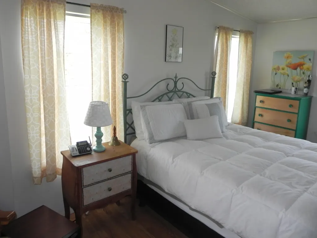 6 Captains Lady Lane Lubec ME 04652