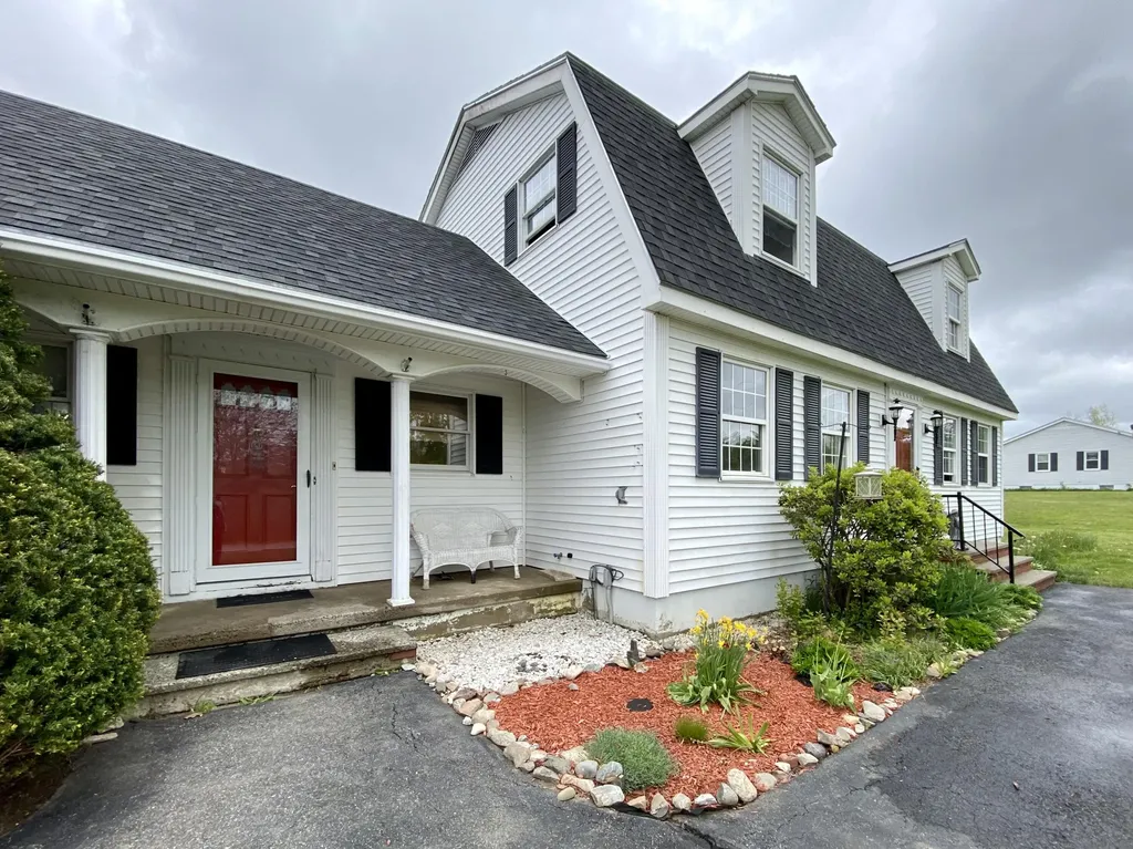 138 Garfield Street Calais ME 04619