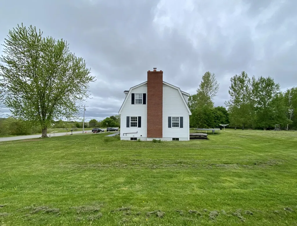 138 Garfield Street Calais ME 04619