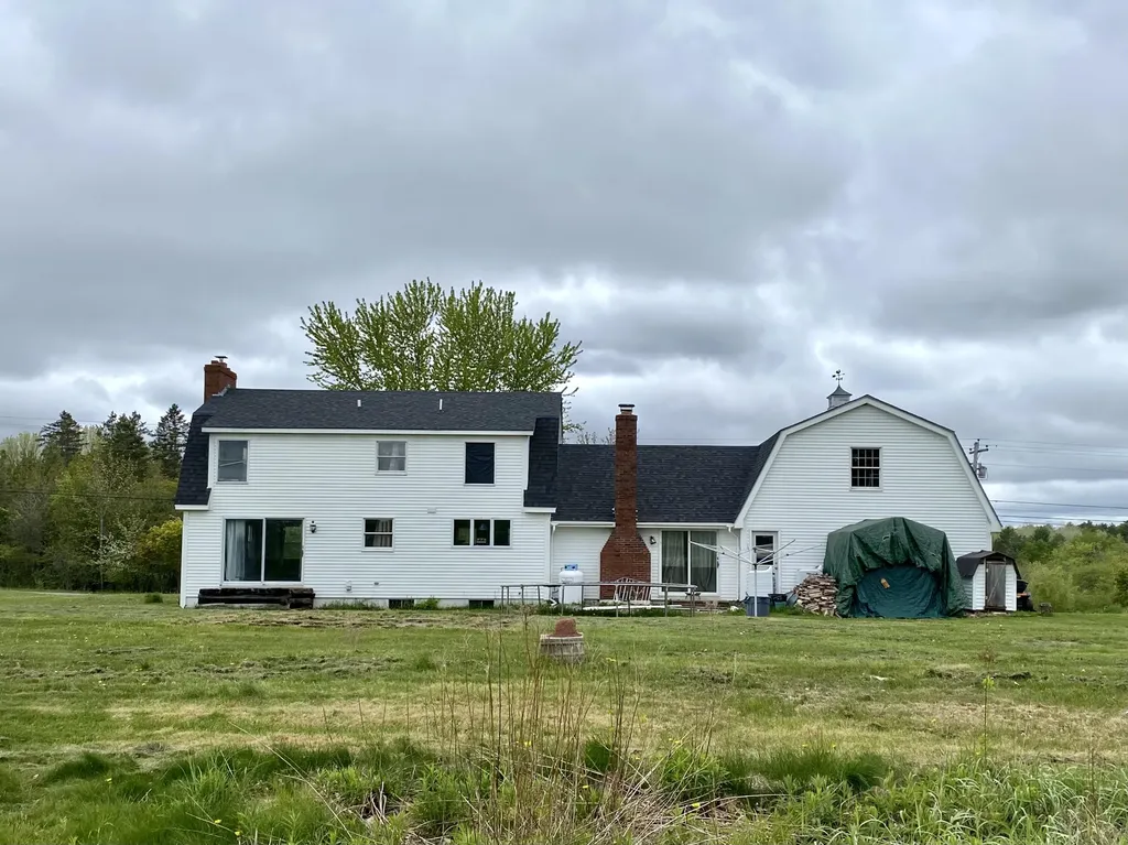 138 Garfield Street Calais ME 04619