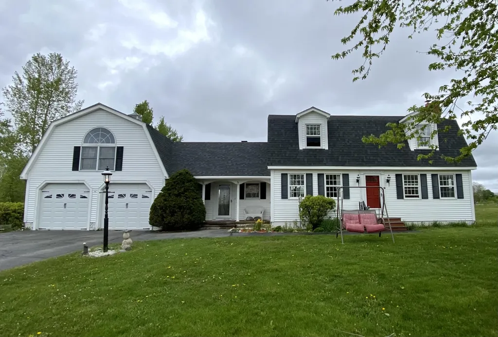 138 Garfield Street Calais ME 04619