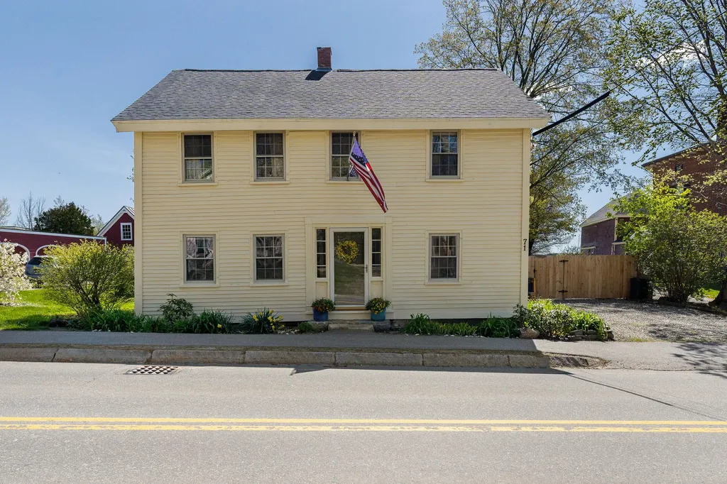 71 Federal Street Wiscasset ME 04578