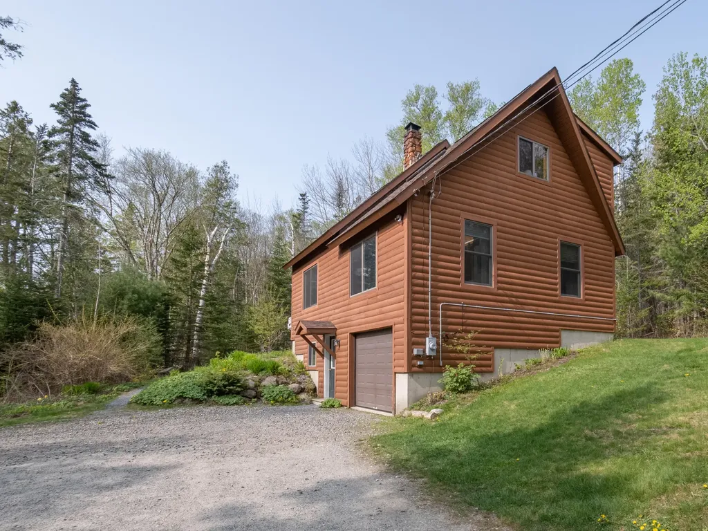 25 Whitetail Lane Bar Harbor ME 04609