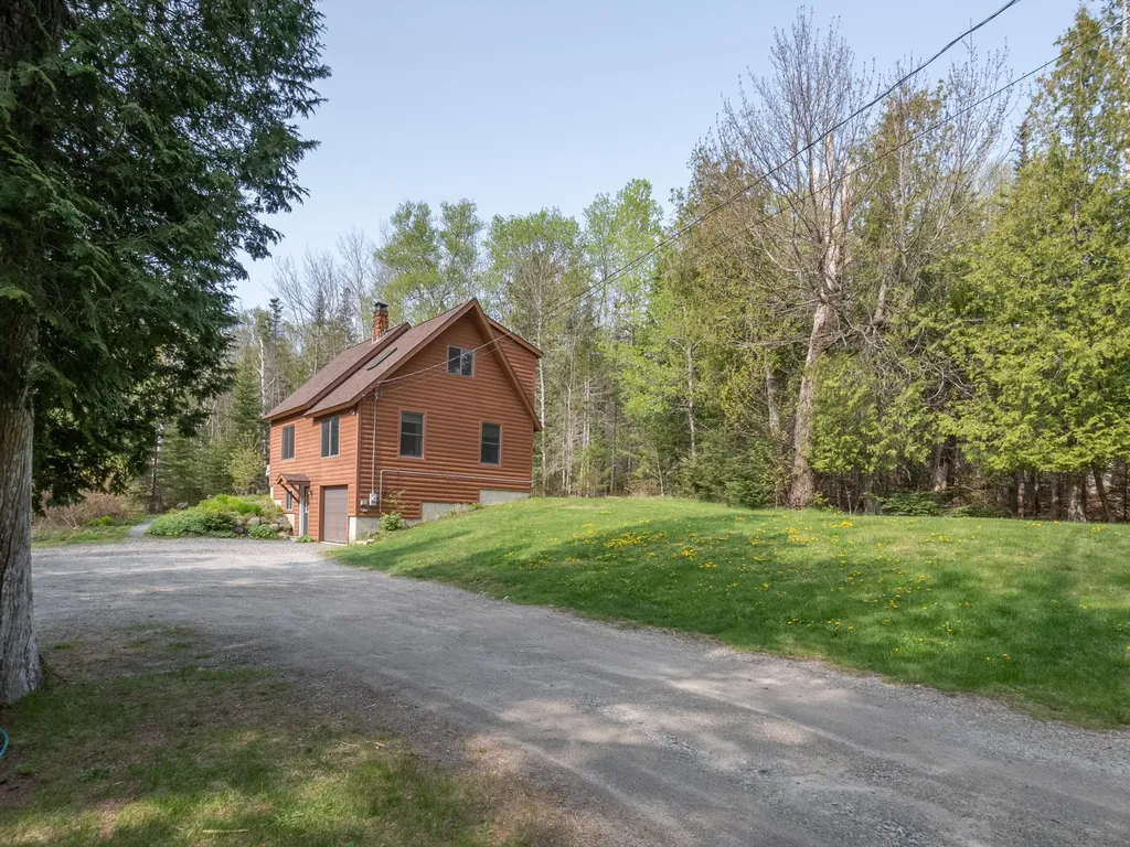25 Whitetail Lane Bar Harbor ME 04609
