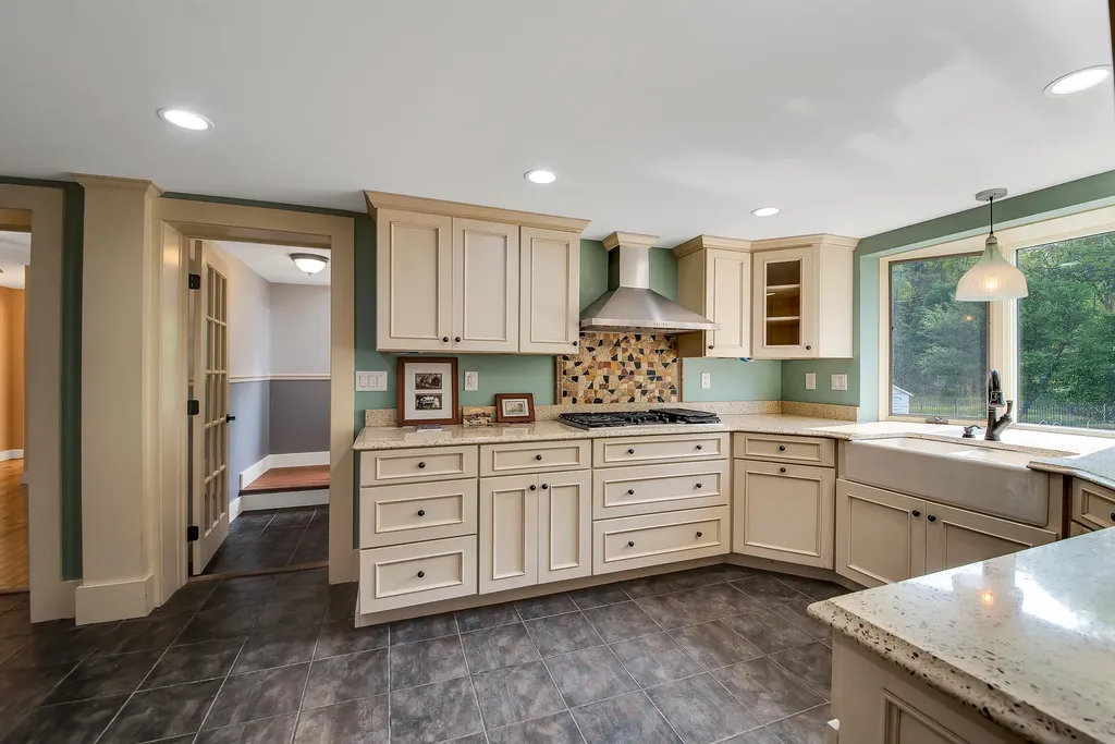 63 Haley Road Kittery ME 03904