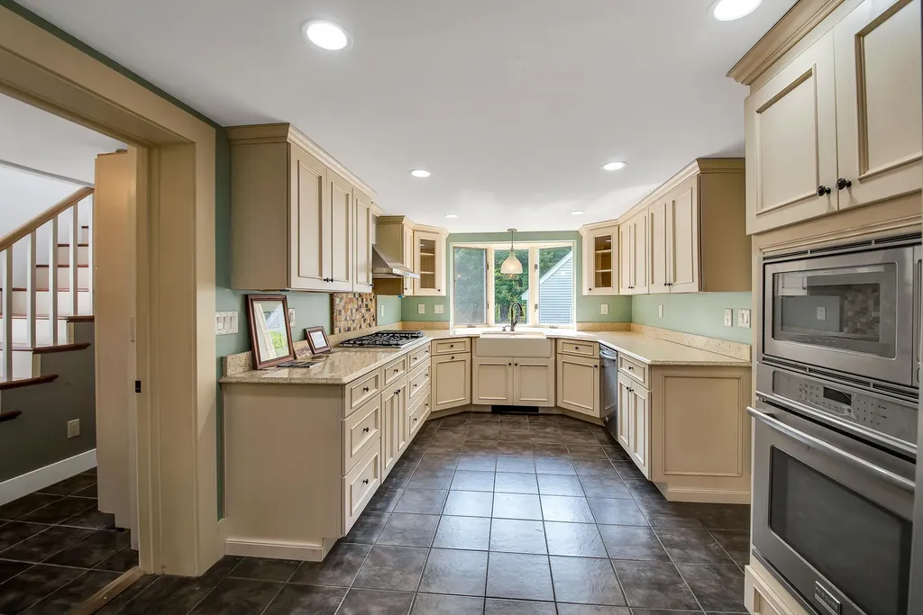 63 Haley Road Kittery ME 03904