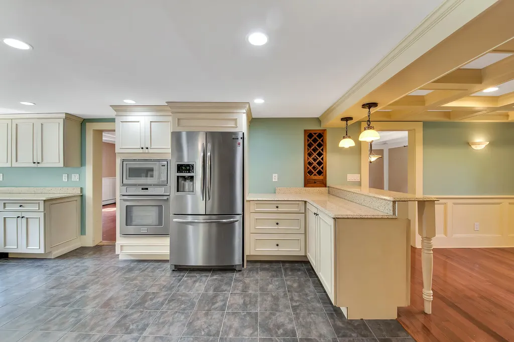 63 Haley Road Kittery ME 03904