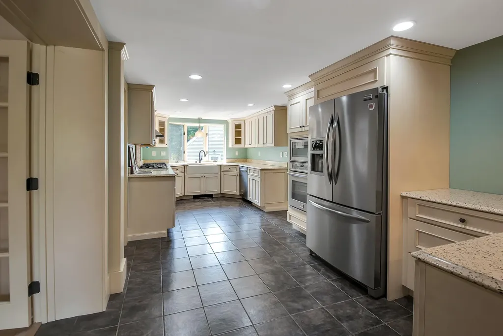 63 Haley Road Kittery ME 03904