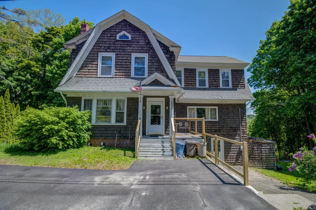 212 Third Street Auburn ME 04210