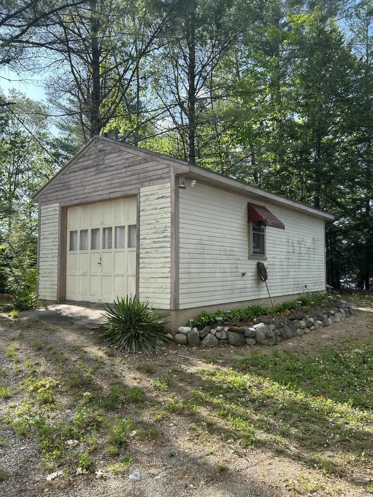 107 Carroll Lane Limerick ME 04048