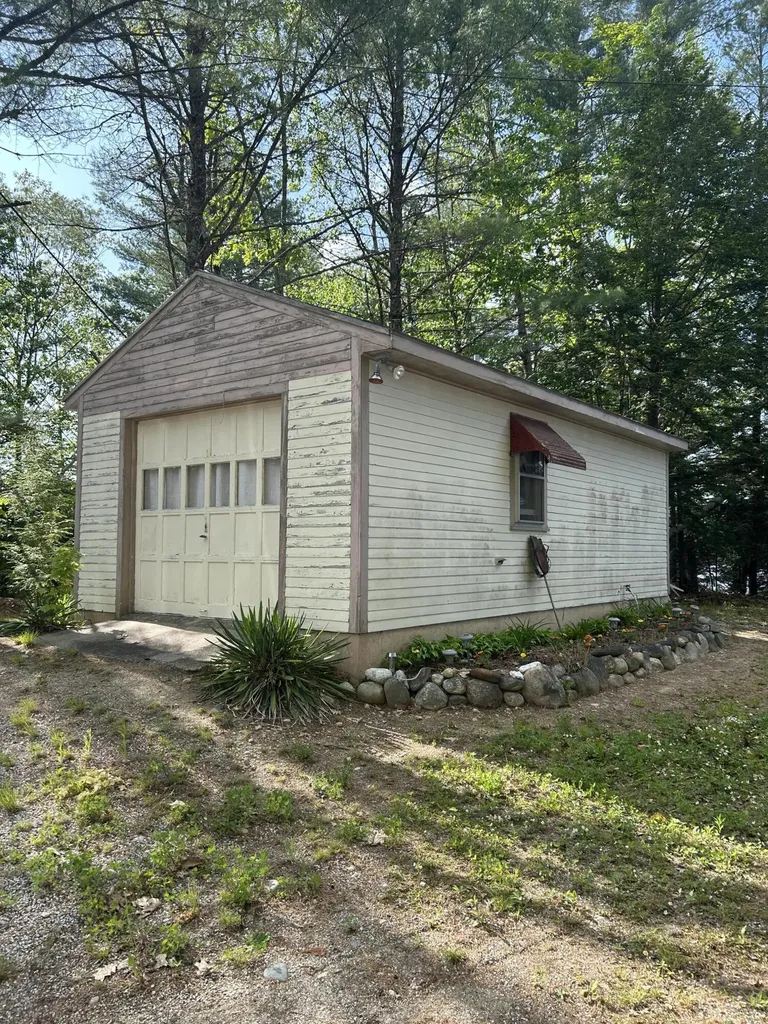 107 Carroll Lane Limerick ME 04048