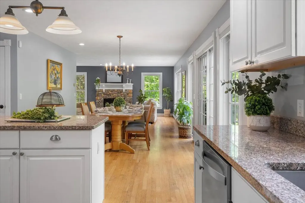 64 Jennifer Drive Auburn ME 04210