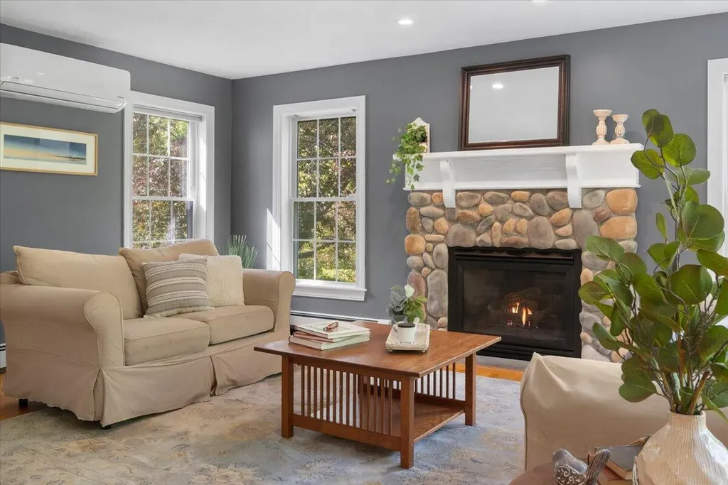 64 Jennifer Drive Auburn ME 04210