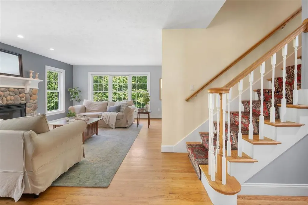 64 Jennifer Drive Auburn ME 04210