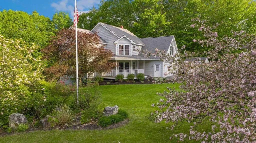 64 Jennifer Drive Auburn ME 04210