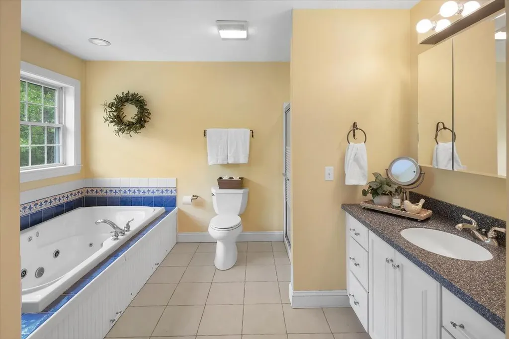 64 Jennifer Drive Auburn ME 04210