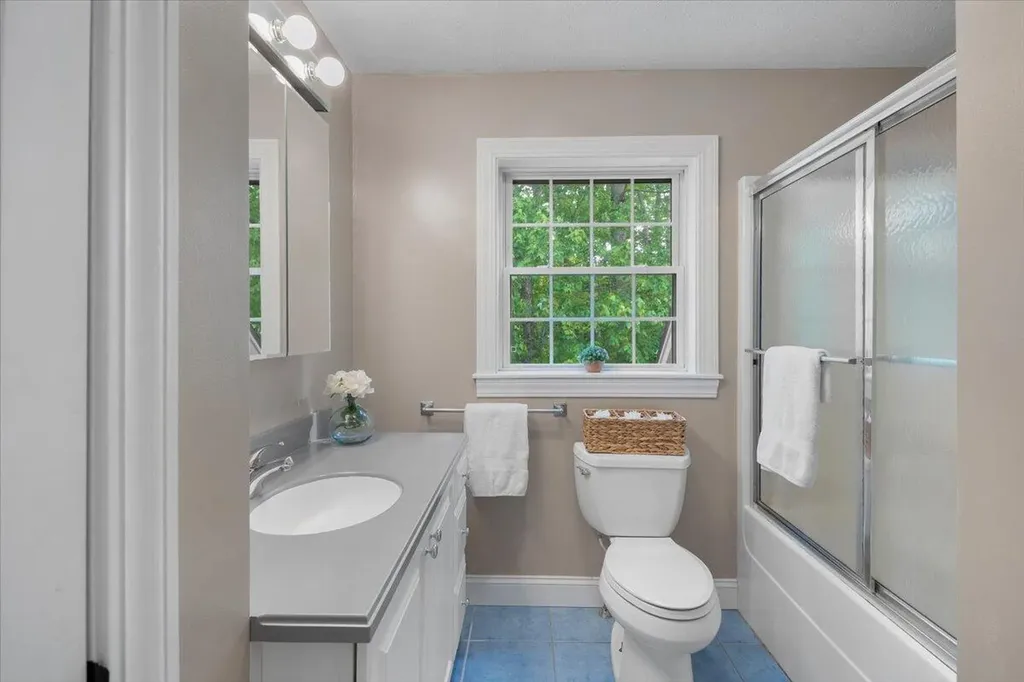 64 Jennifer Drive Auburn ME 04210