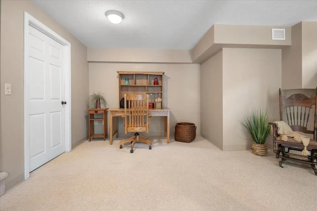 64 Jennifer Drive Auburn ME 04210
