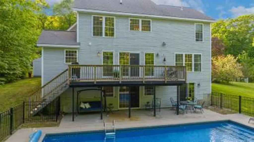 64 Jennifer Drive Auburn ME 04210