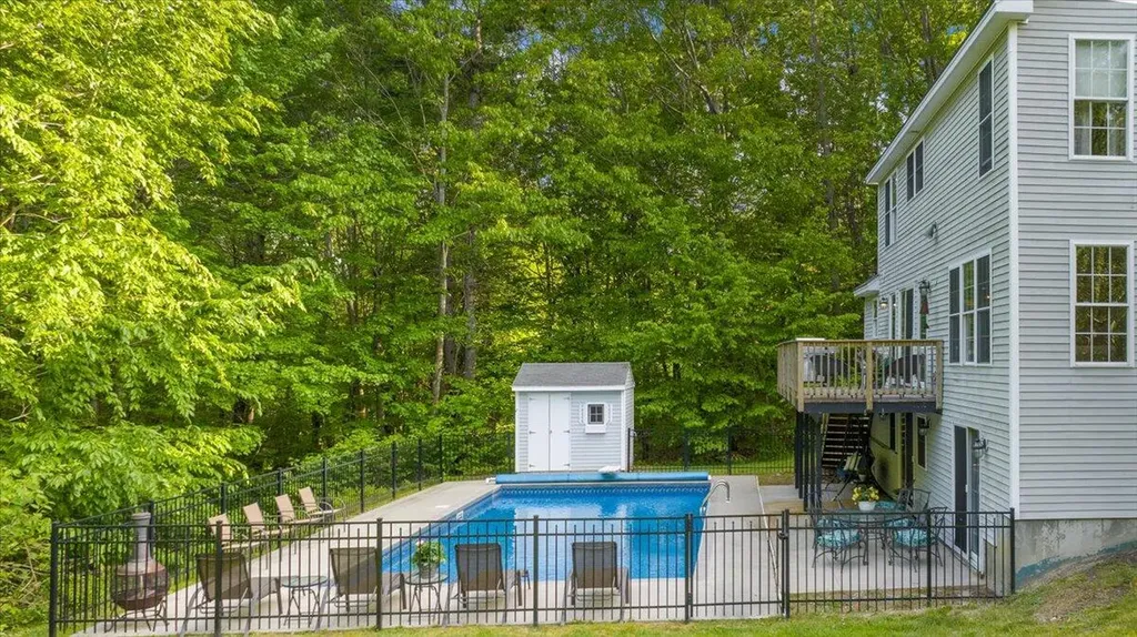 64 Jennifer Drive Auburn ME 04210