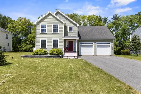 72 Victoria Drive Westbrook ME 04092