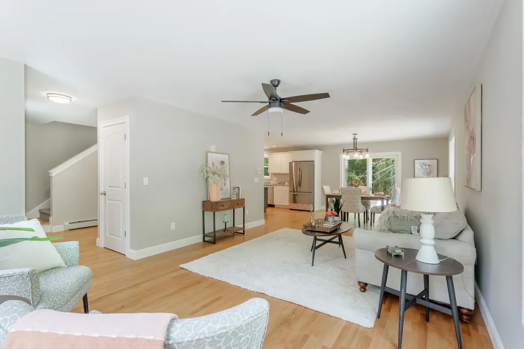 19 Treasure Lane Windham ME 04062