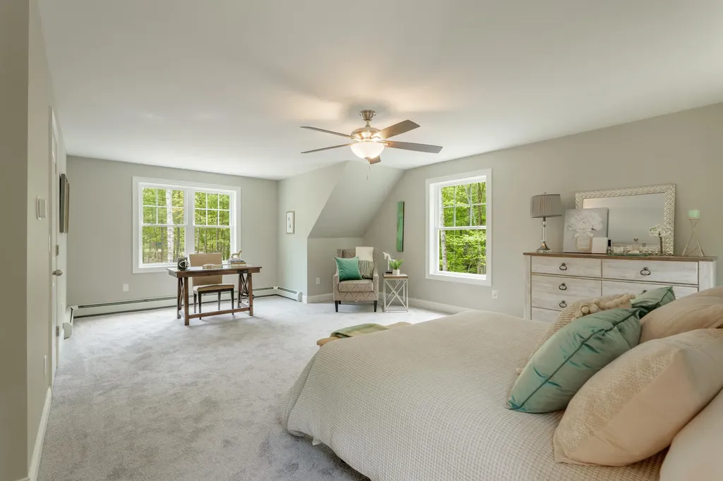 19 Treasure Lane Windham ME 04062