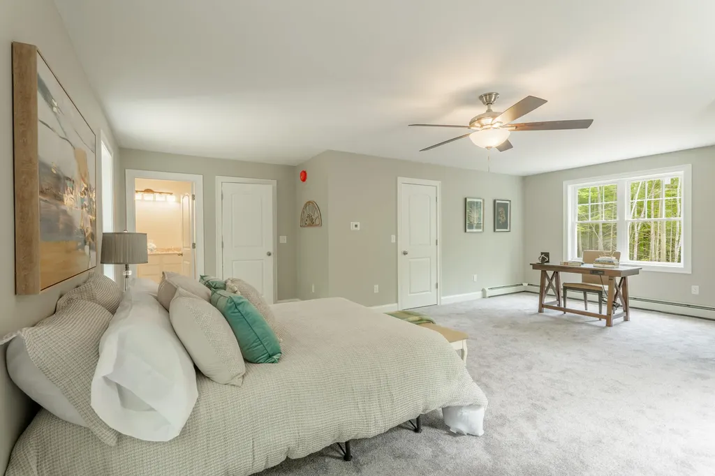 19 Treasure Lane Windham ME 04062