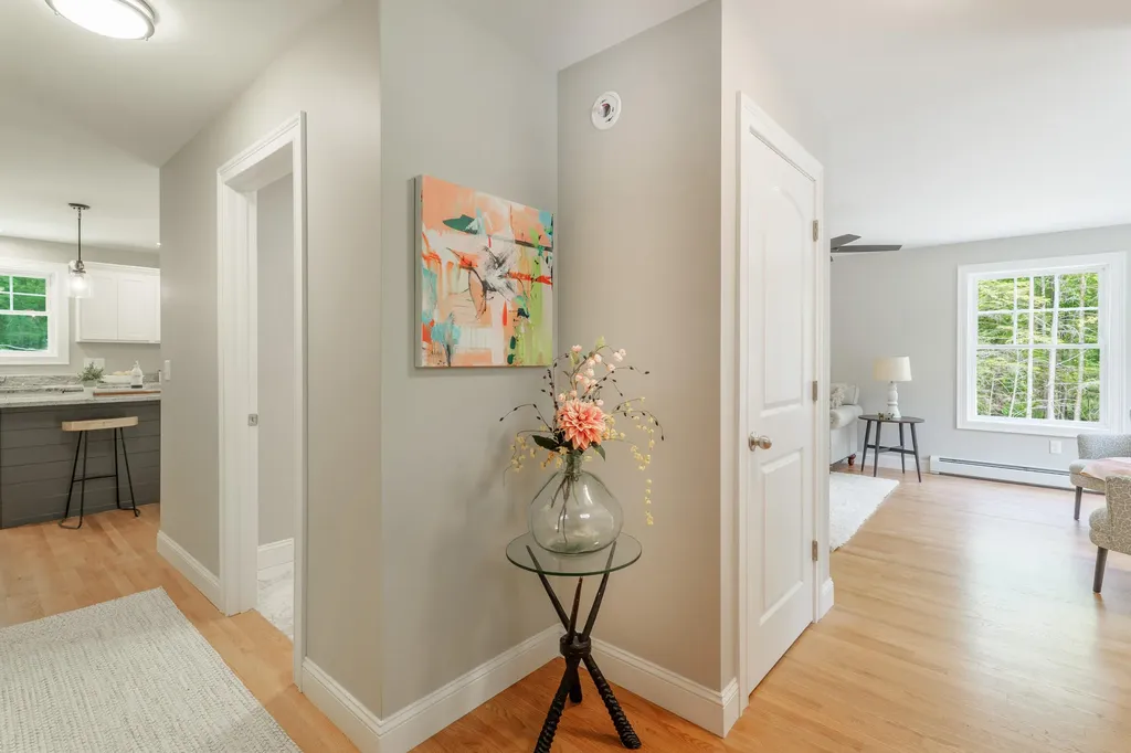 19 Treasure Lane Windham ME 04062