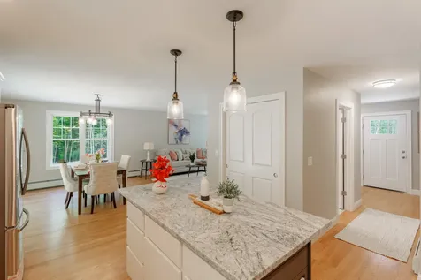 19 Treasure Lane Windham ME 04062