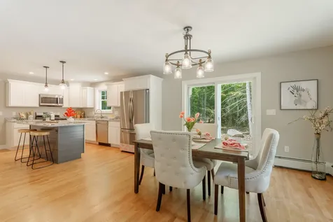 19 Treasure Lane Windham ME 04062