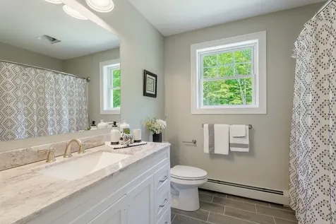 19 Treasure Lane Windham ME 04062