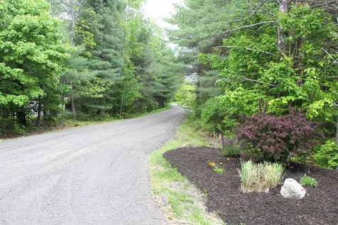 19 Treasure Lane Windham ME 04062