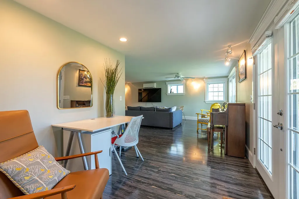 7 Michelle Lane Rockport ME 04856