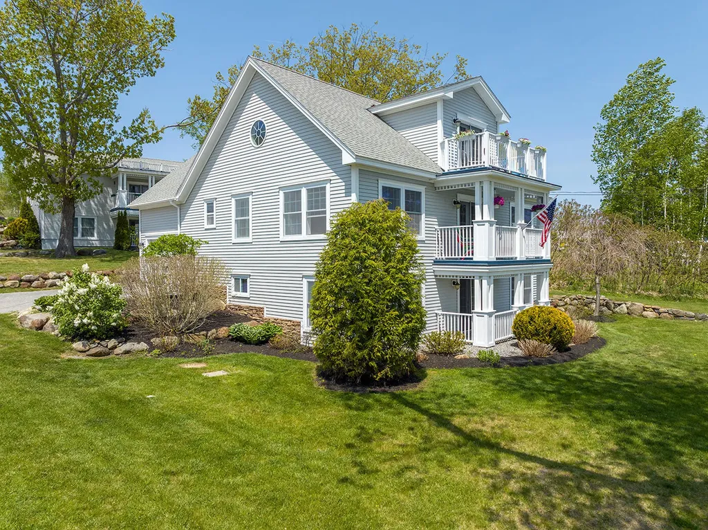 7 Michelle Lane Rockport ME 04856