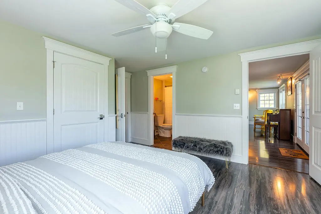 7 Michelle Lane Rockport ME 04856