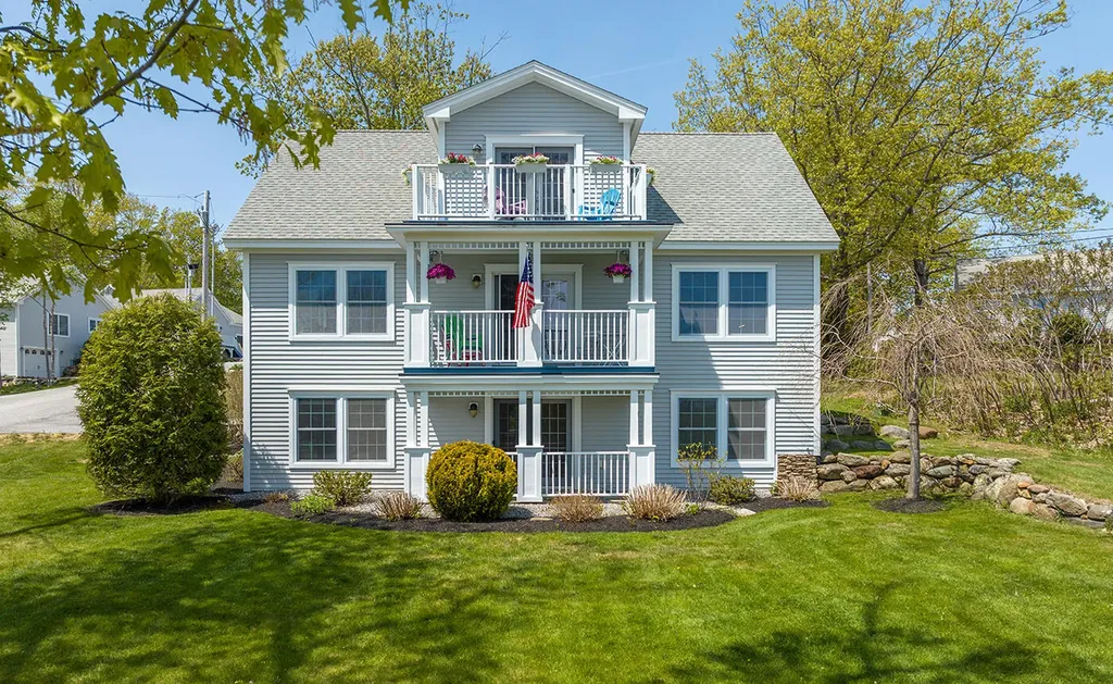 7 Michelle Lane Rockport ME 04856