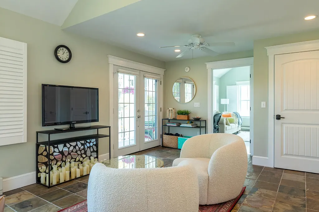 7 Michelle Lane Rockport ME 04856