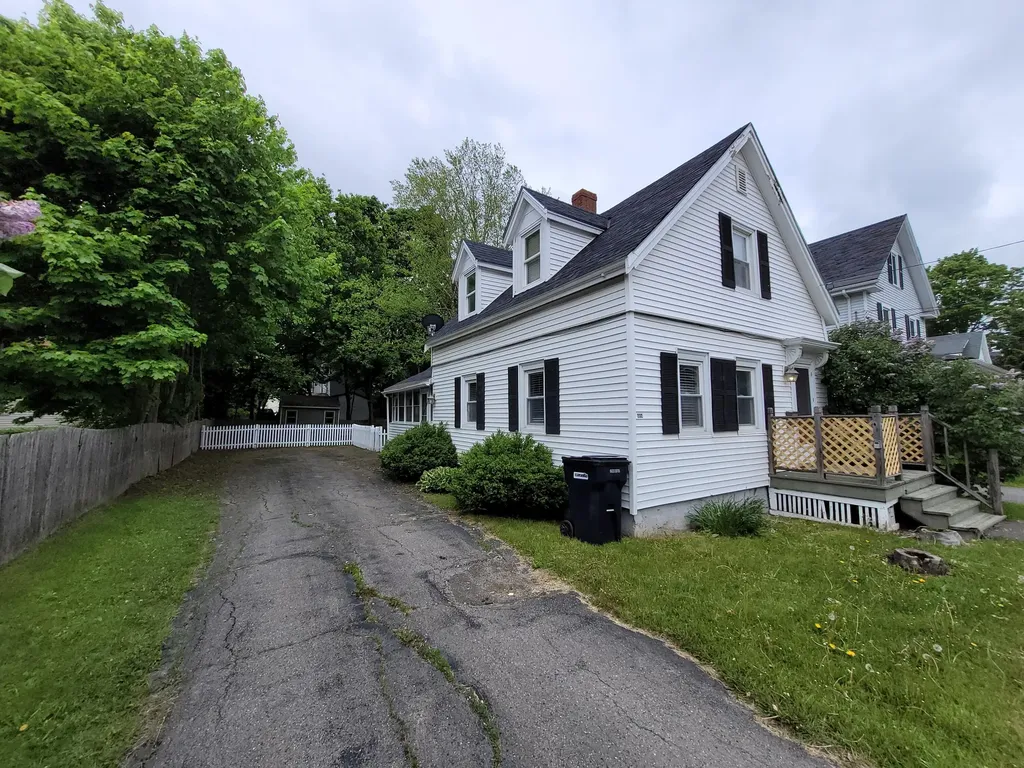 232 Grove Street Bangor ME 04401