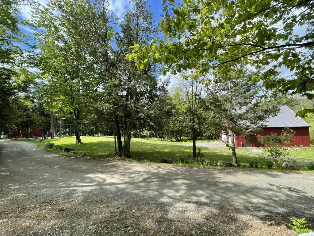 25 Loon Lane Plymouth ME 04969