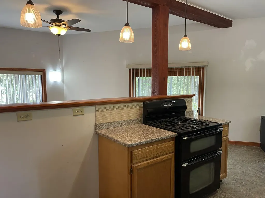 25 Loon Lane Plymouth ME 04969