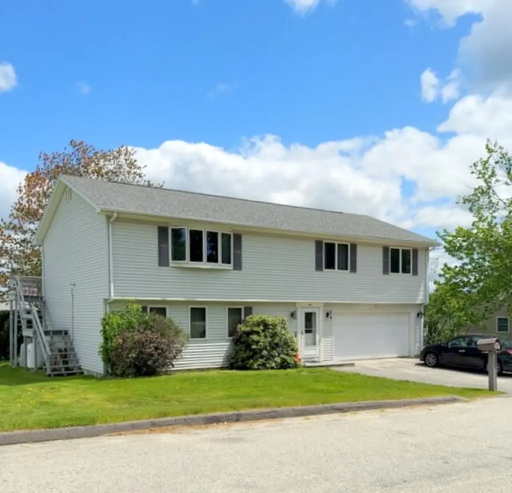 4 Dupuis Avenue Lewiston ME 04240