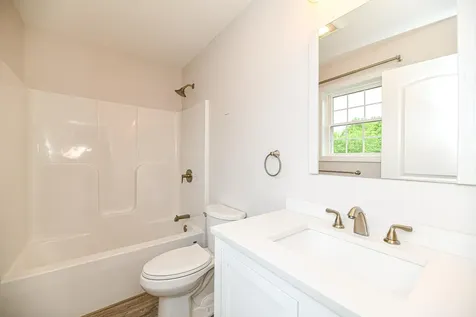 338 Lincoln Street Saco ME 04072