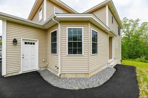 338 Lincoln Street Saco ME 04072