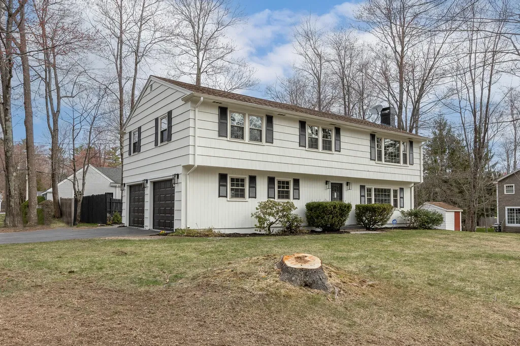 16 Heather Road Portland ME 04103