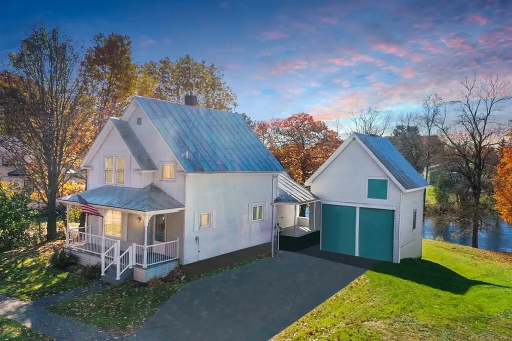 127 Elm Street Hartland ME 04943