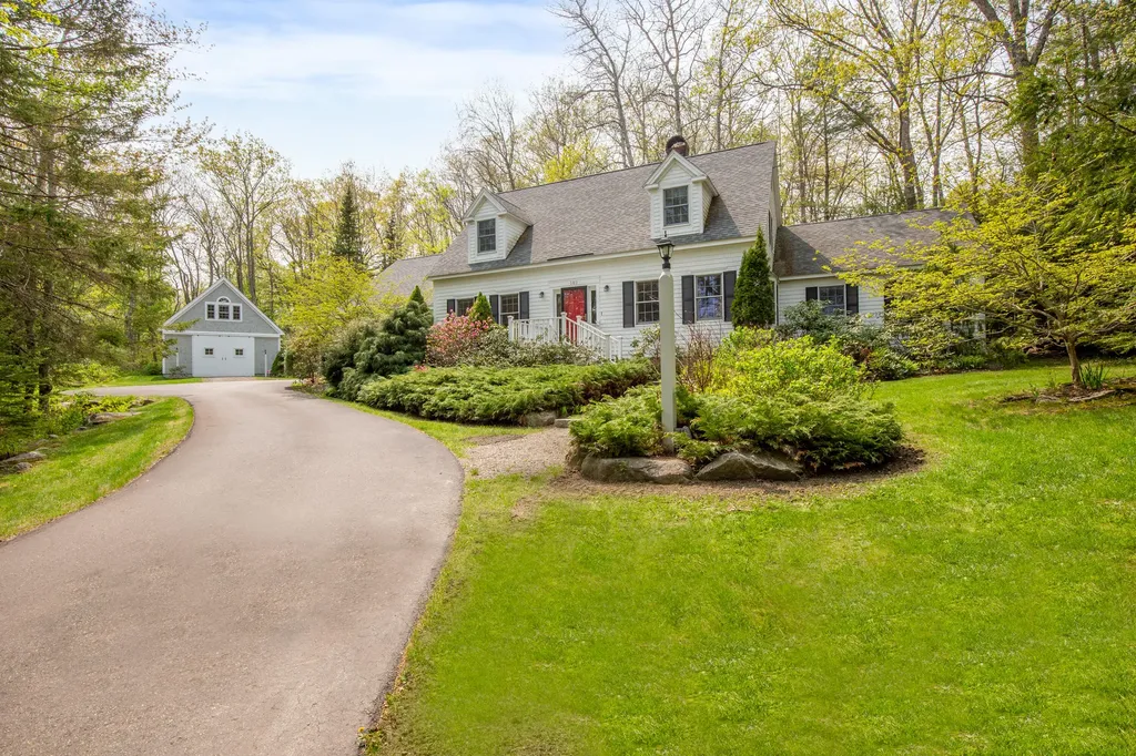 189 Chestnut Street Camden ME 04843