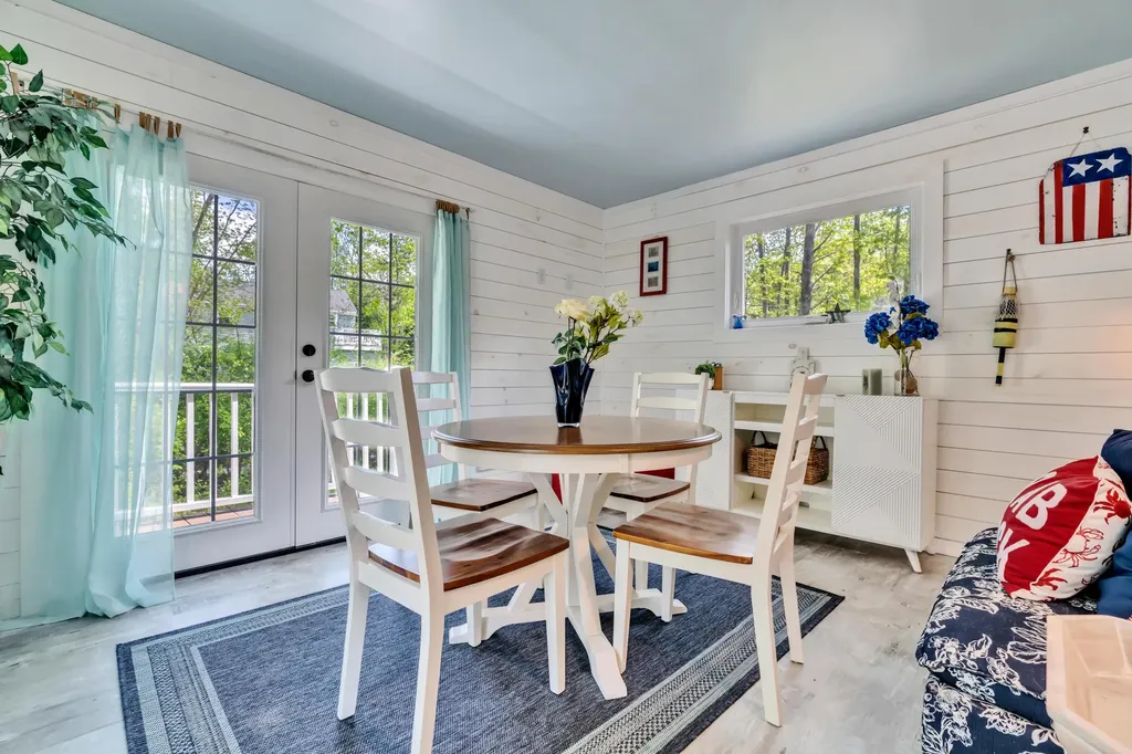 15 Skyline Drive Kennebunkport ME 04046